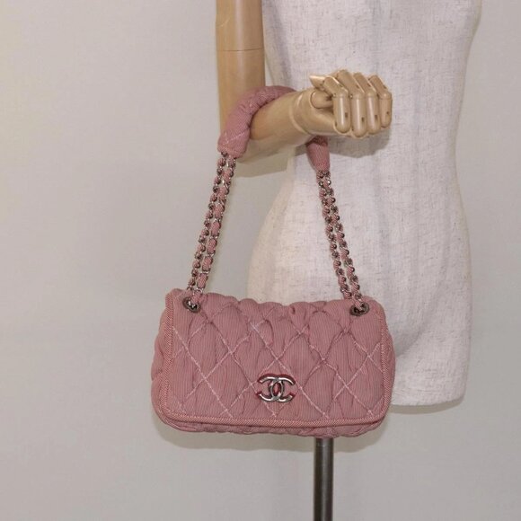 CHANEL Ultra Stitch Chain Shoulder Bag Nylon Red Silver CC Auth 132483 - Picture 3 of 16